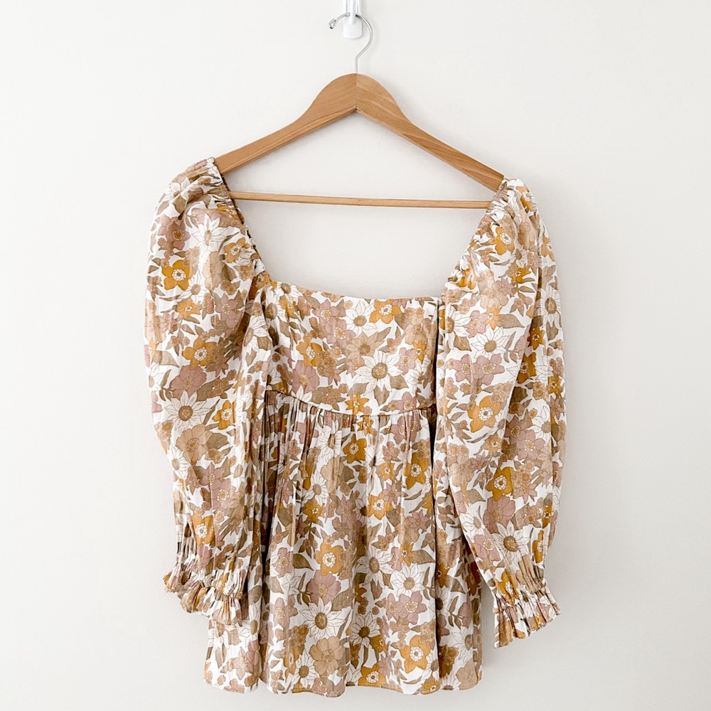 Storia Floral Peplum Puff Sleeve Top